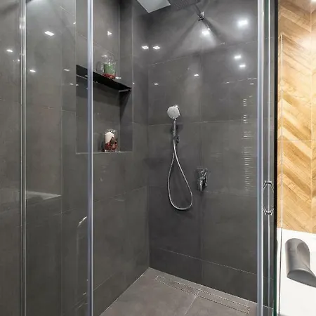 Apartment Dream - Designer Two Bedroom Two Bathroom On Hristo Botev