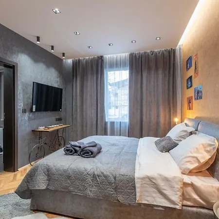 Apartment Dream - Designer Two Bedroom Two Bathroom On Hristo Botev Sofia