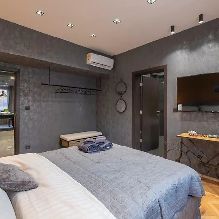 Апартамент Dream - Designer Two Bedroom Two Bathroom On Hristo Botev София